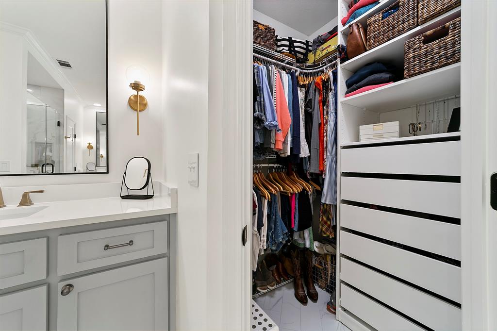 Oakwood Glen First Section - Residential