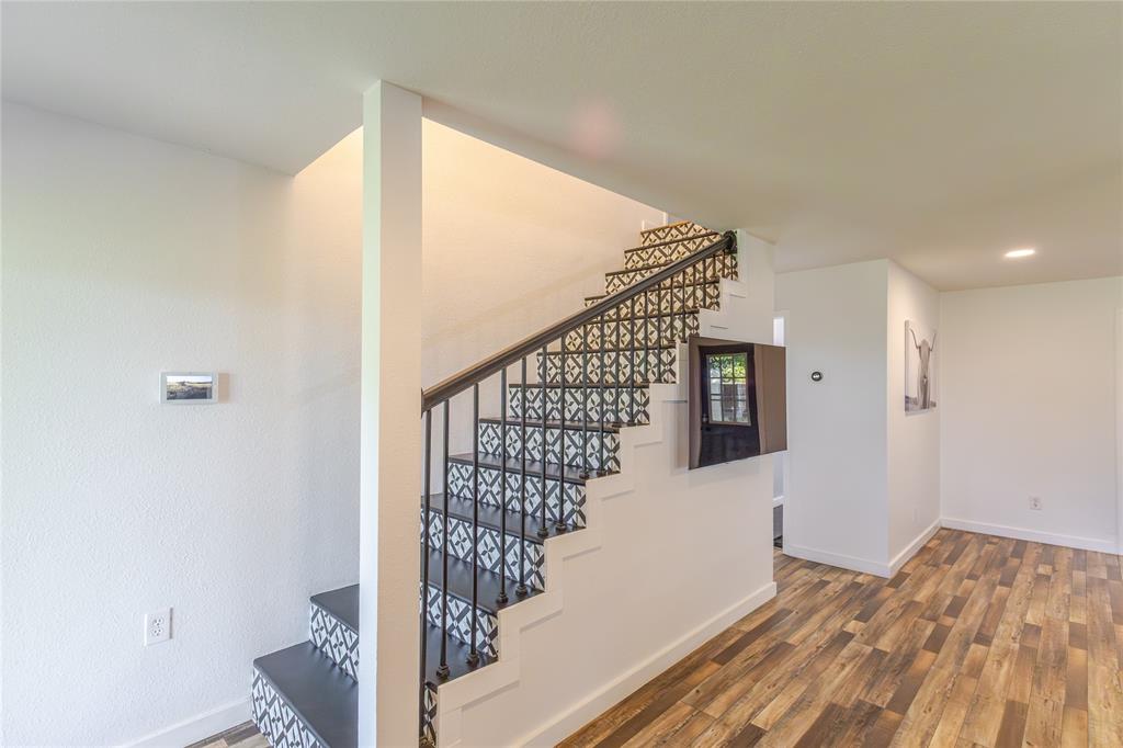 2147 Lariat Trail