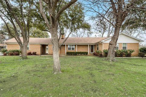 728 Del Drive Denton TX 76207