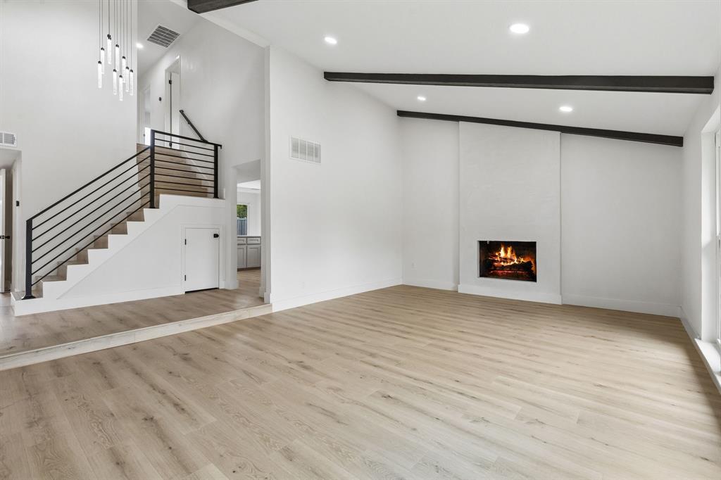 1505 Jennifer Street