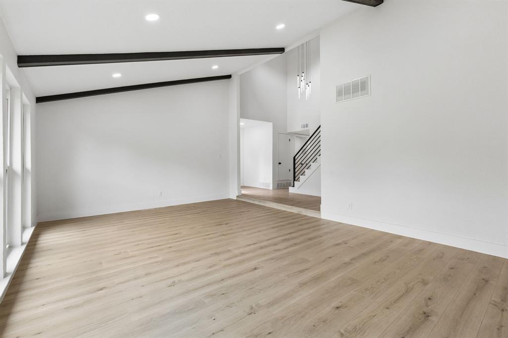 1505 Jennifer Street