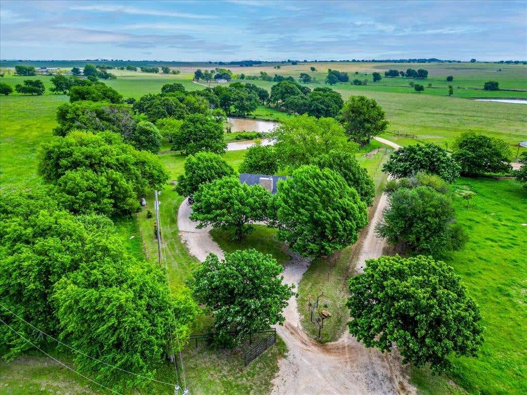 Photo of TBD St Hwy 171, Covington, TX 76636 (MLS # 21315802)