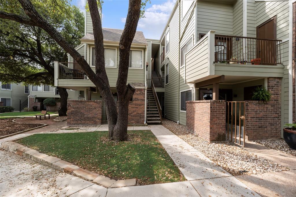 University Park Condo - Residential