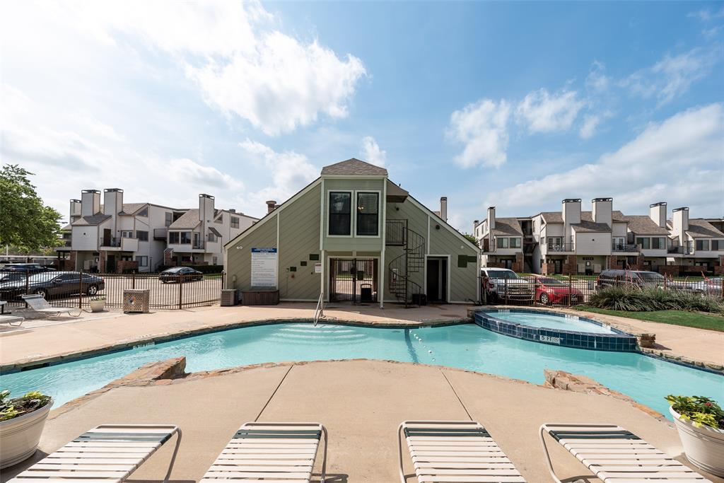 University Park Condo - Residential