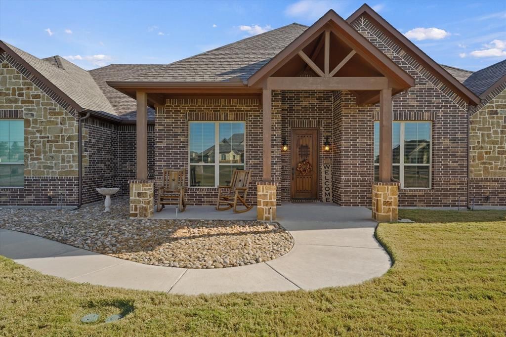 Photo of 14066 Windrow Drive, Talty, TX 75126 (MLS # 21194175)