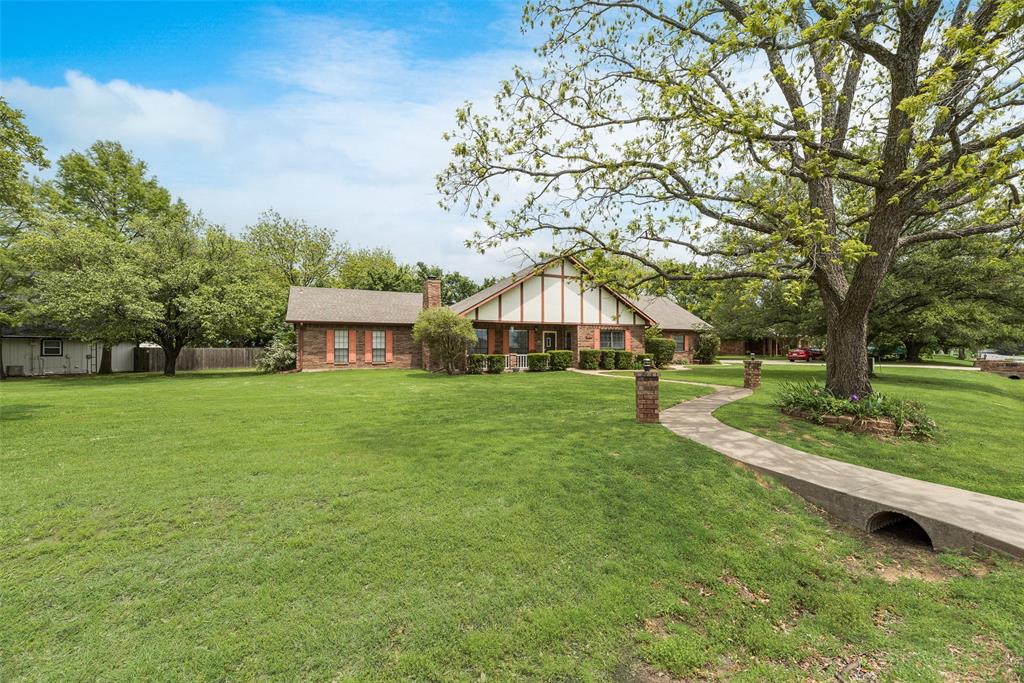 1219 Kiowa Drive E