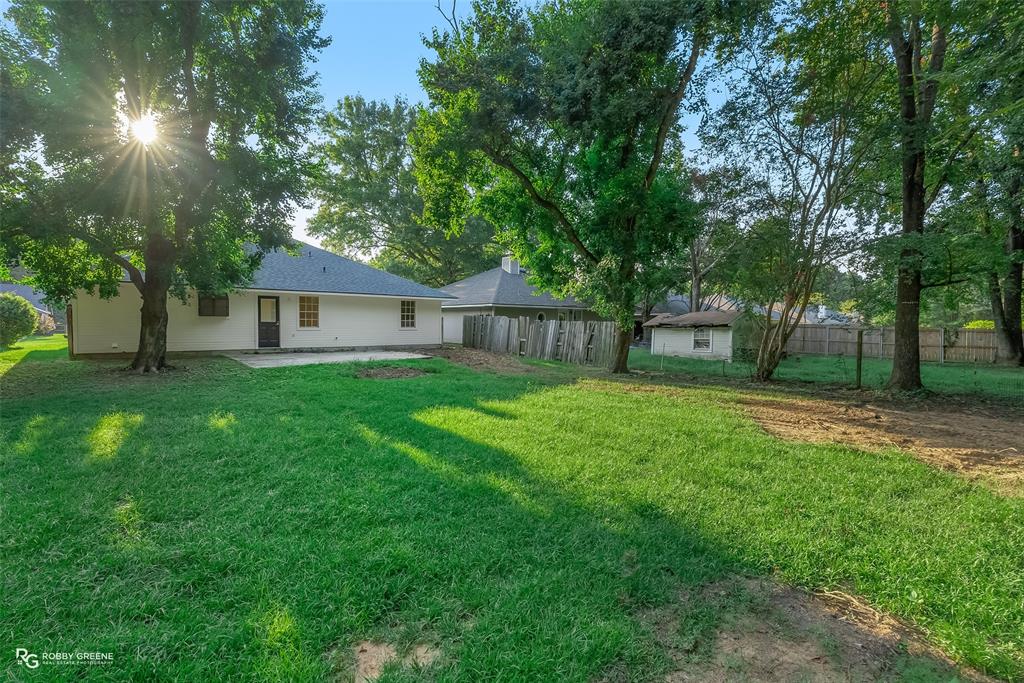 Haughton, Louisiana 71037, United States, 3 Bedrooms Bedrooms, ,2 BathroomsBathrooms,Residential,Active,194974