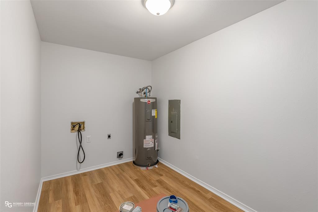 Haughton, Louisiana 71037, United States, 3 Bedrooms Bedrooms, ,2 BathroomsBathrooms,Residential,Active,194974