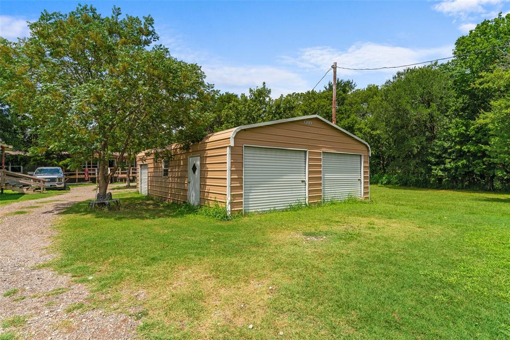 9048 County Road 2472