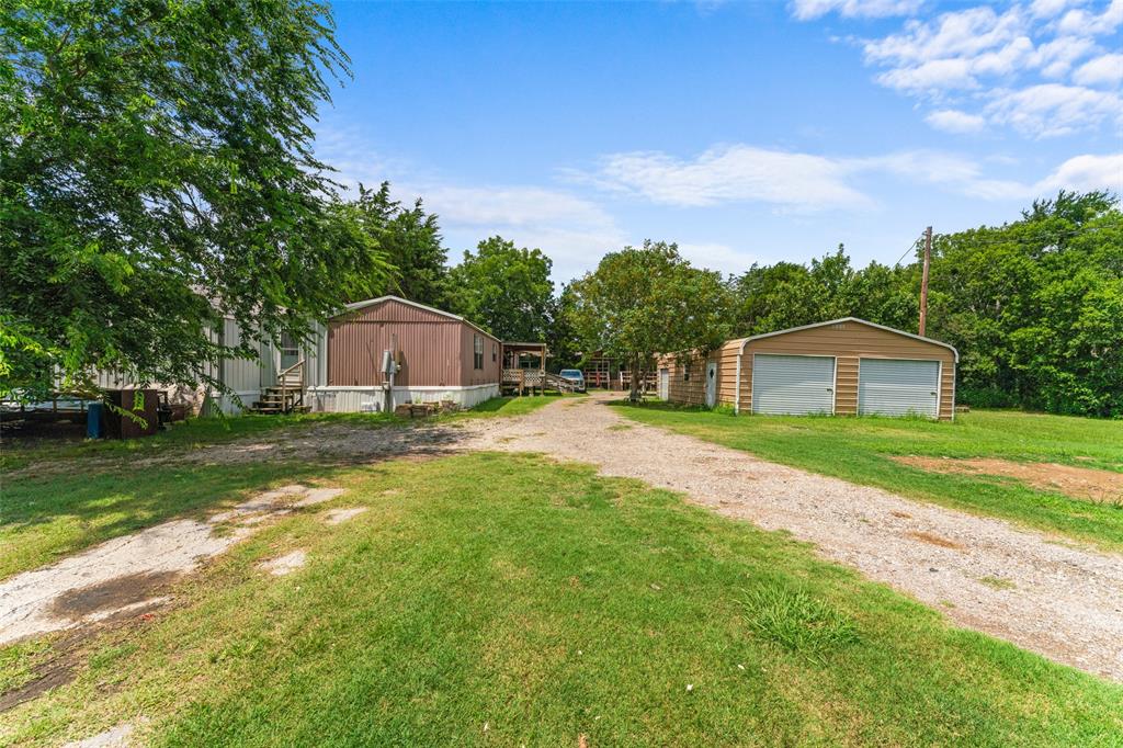 9048 County Road 2472