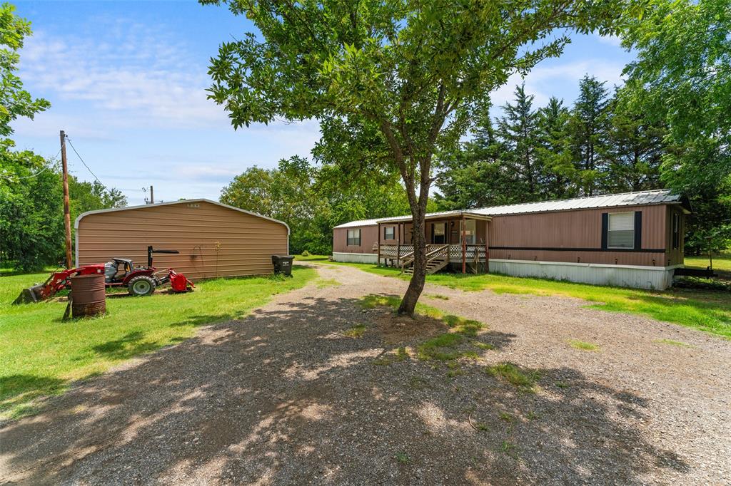 9048 County Road 2472