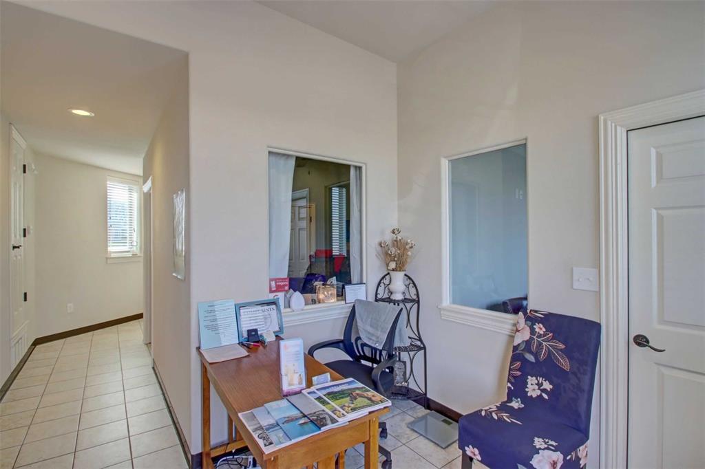 Wilshire Village - Commercial Sale