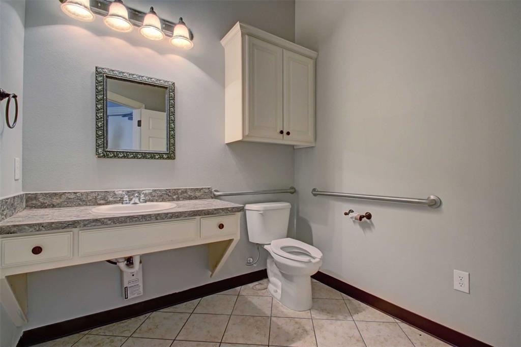 Wilshire Village - Commercial Sale