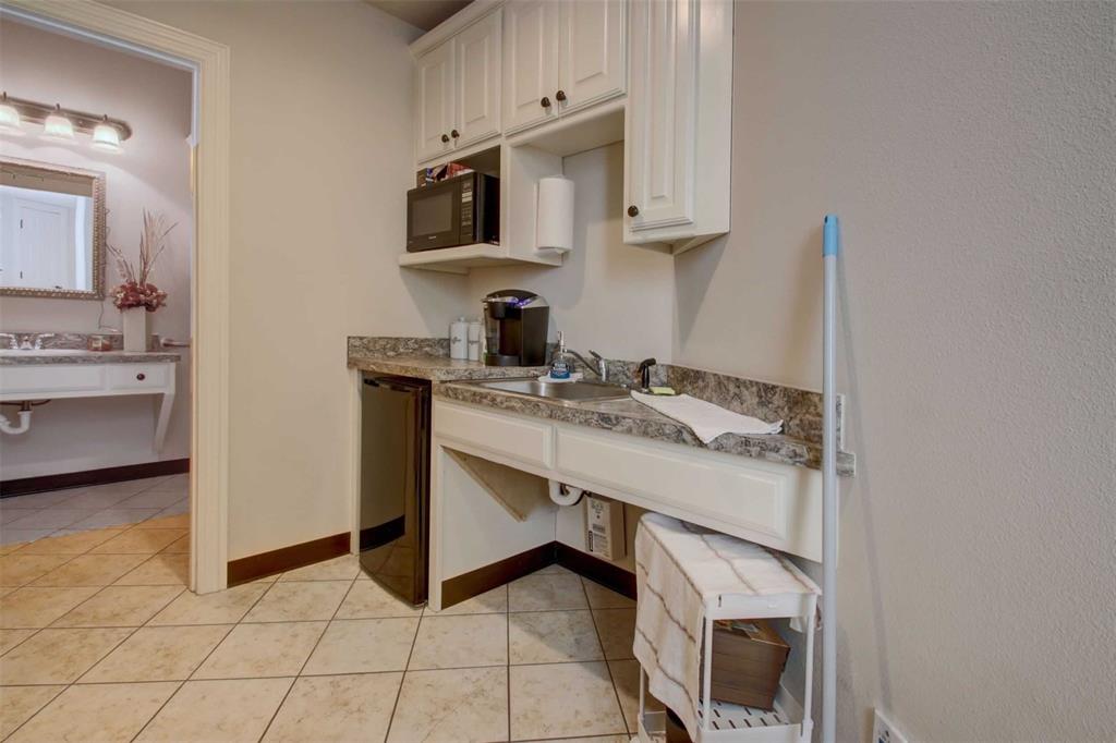 Wilshire Village - Commercial Sale