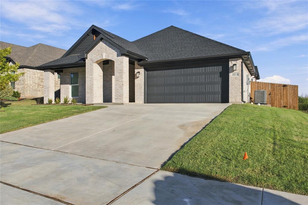 4215 Hummingbird Drive