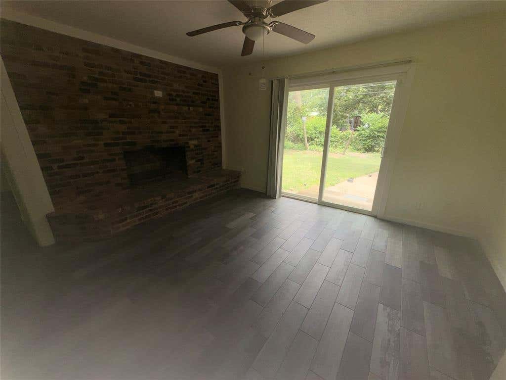 Photo of 6033 Ramey Avenue, Fort Worth, TX 76112 (MLS # 21350245)