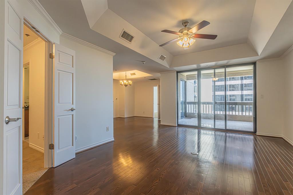 5909 Luther Lane 1502