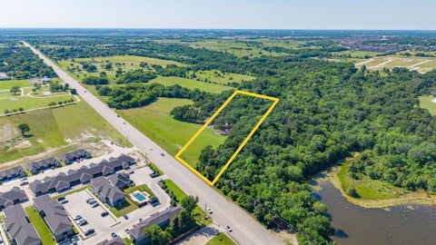 Photo of 5.2 acres FM 1570, Greenville, TX 75402 (MLS # 21162078)