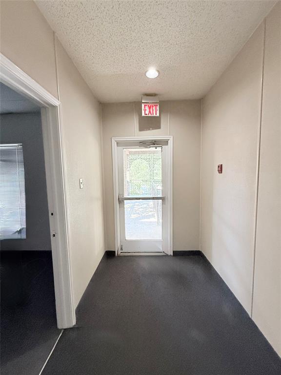 Faulkner Circle 1st Rep - Commercial Lease