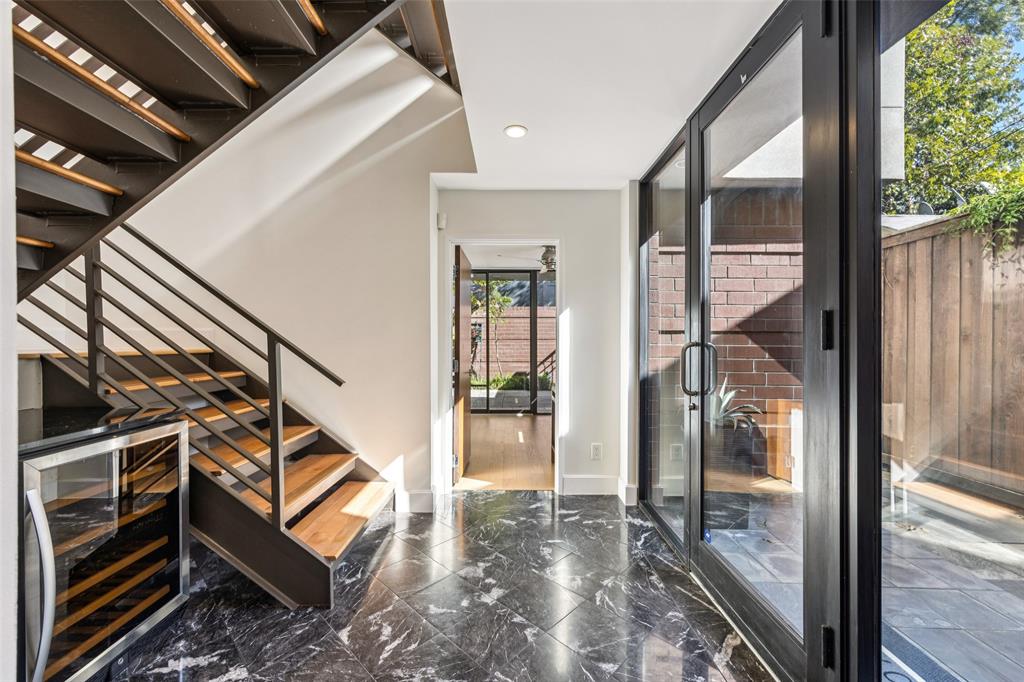 4420 Holland Avenue A