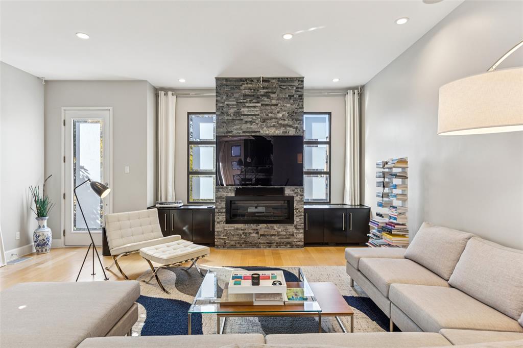 4420 Holland Avenue A