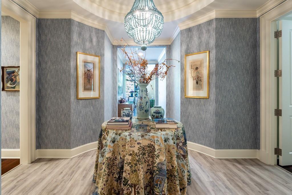 2555 N PEARL Street 201F