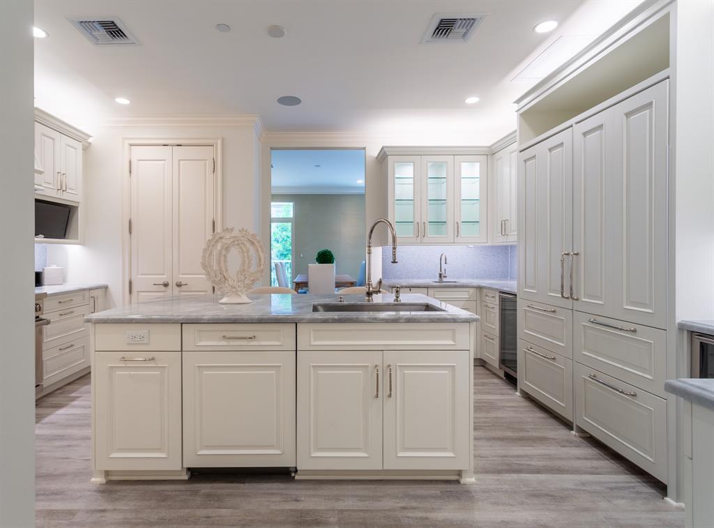 Ritz-Carlton 2 - Residential