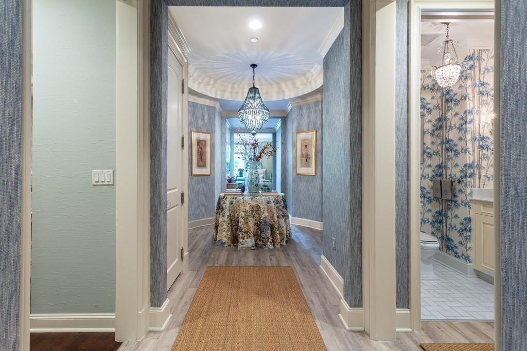 2555 N PEARL Street 201F