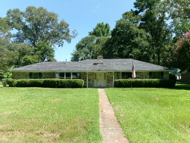 8401 Dogwood Trail