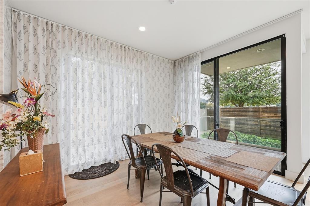 3923 Cole Ave Condos - Residential