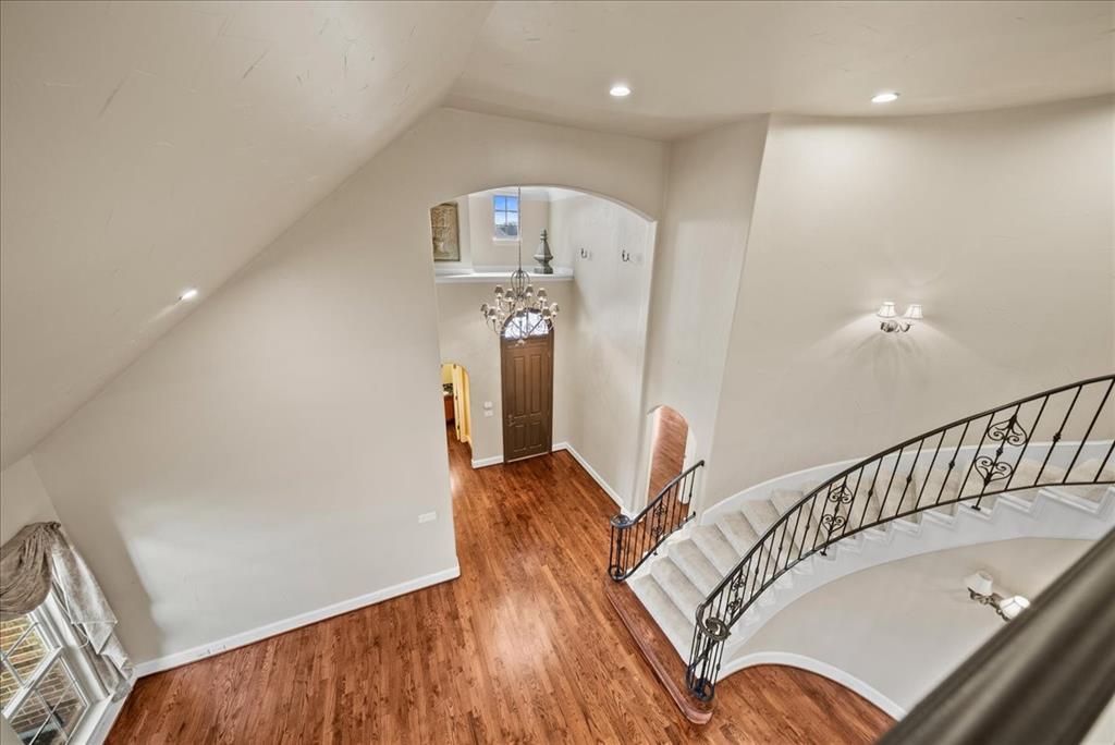 Emerald Sound At Lake Lewisvil - Residential