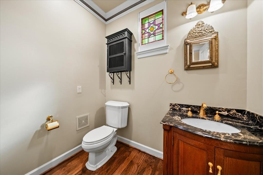 Emerald Sound At Lake Lewisvil - Residential