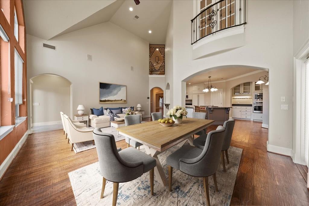 Emerald Sound At Lake Lewisvil - Residential