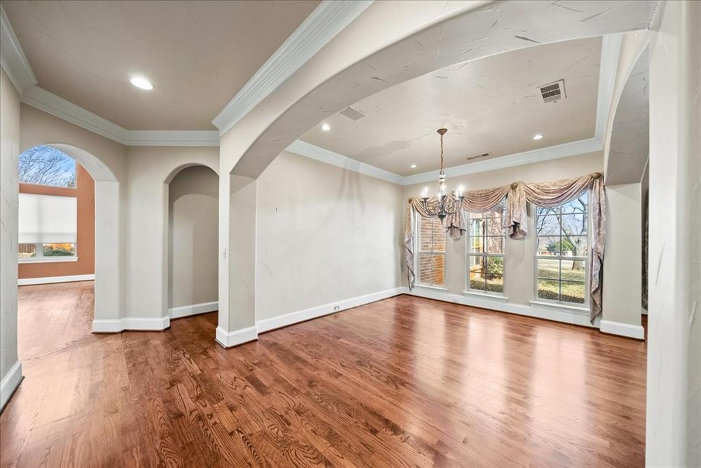 Emerald Sound At Lake Lewisvil - Residential