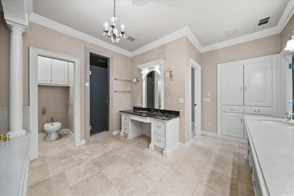 Emerald Sound At Lake Lewisvil - Residential