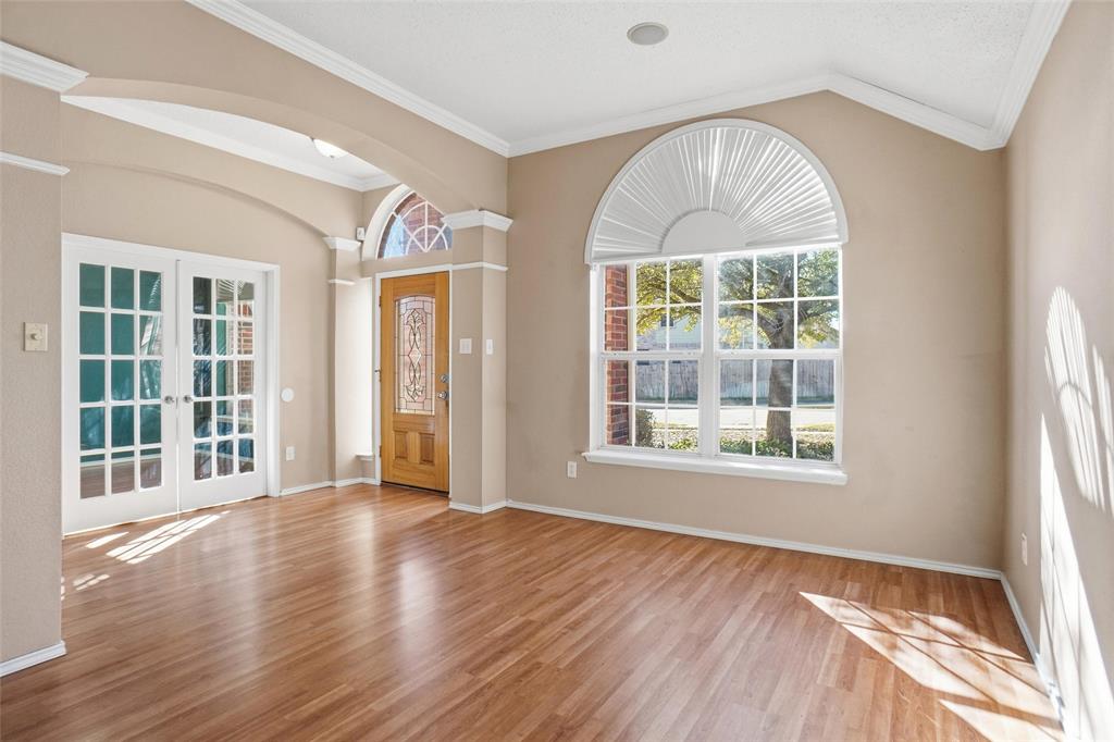 2704 Hearthside Lane