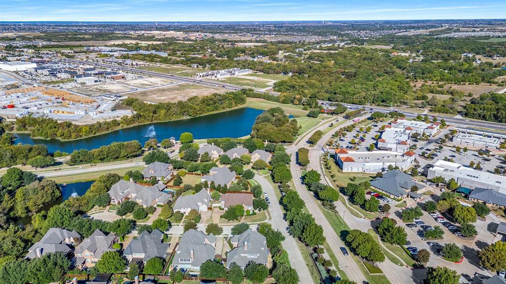 Lacima Manor - Residential