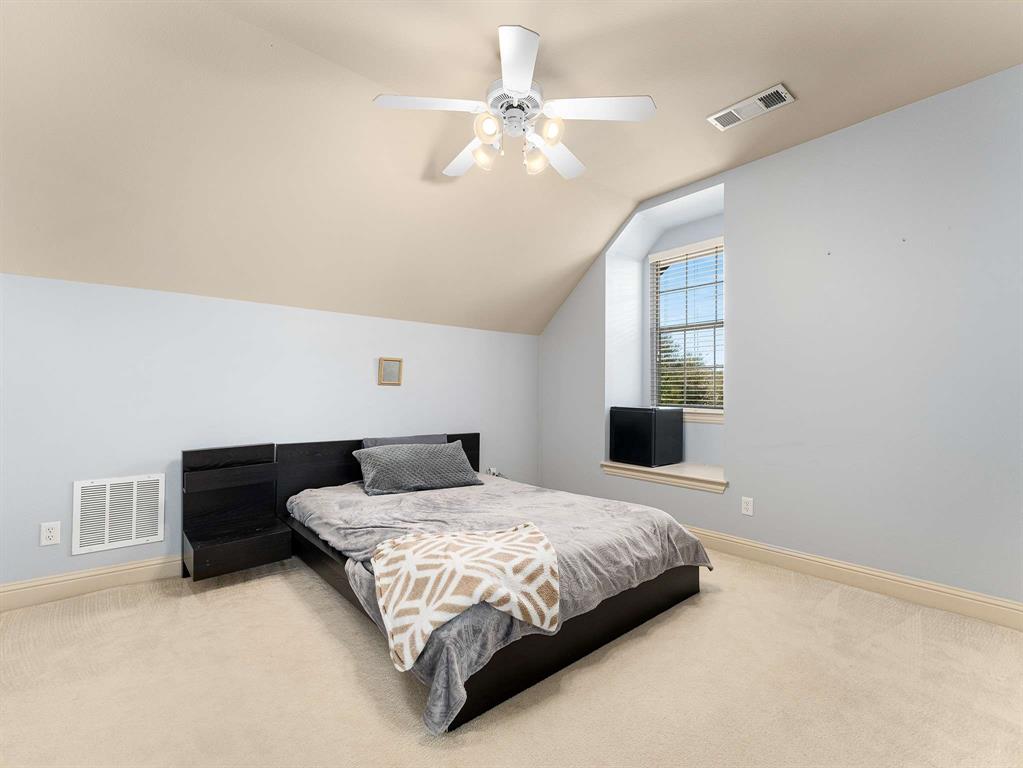 Lacima Manor - Residential