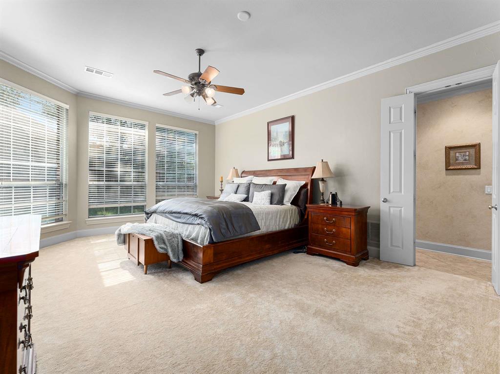 Lacima Manor - Residential