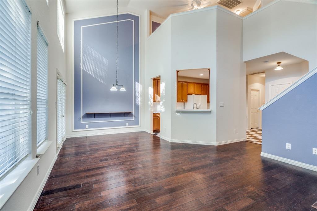9825 Cambria Court