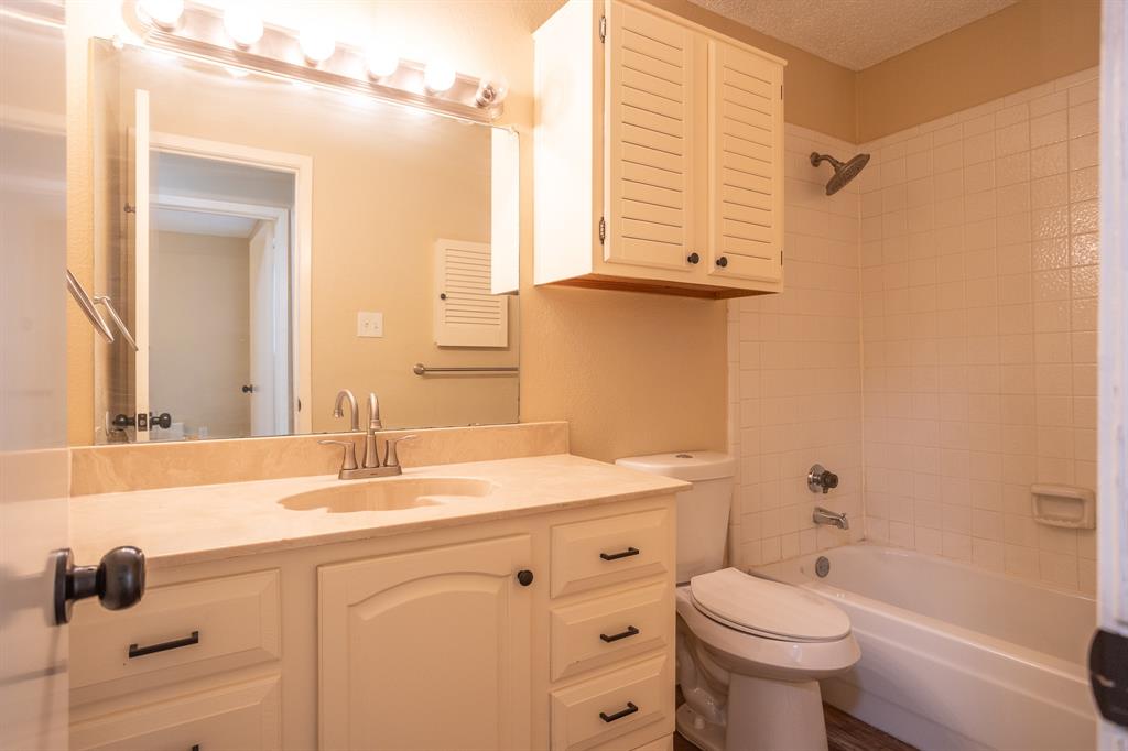 Vue Du Lac - Residential