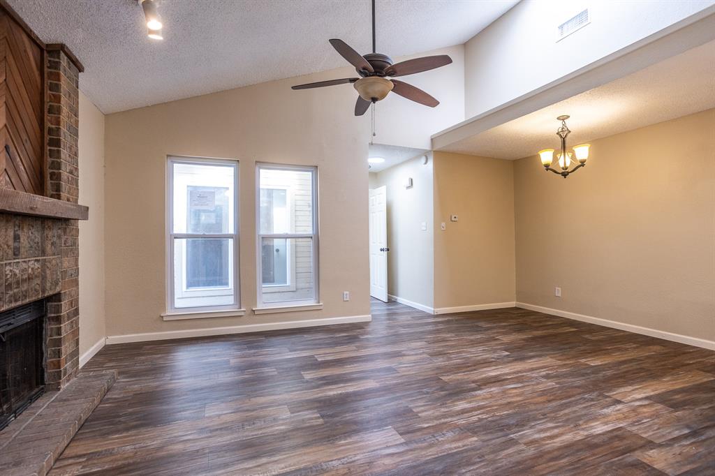 Vue Du Lac - Residential