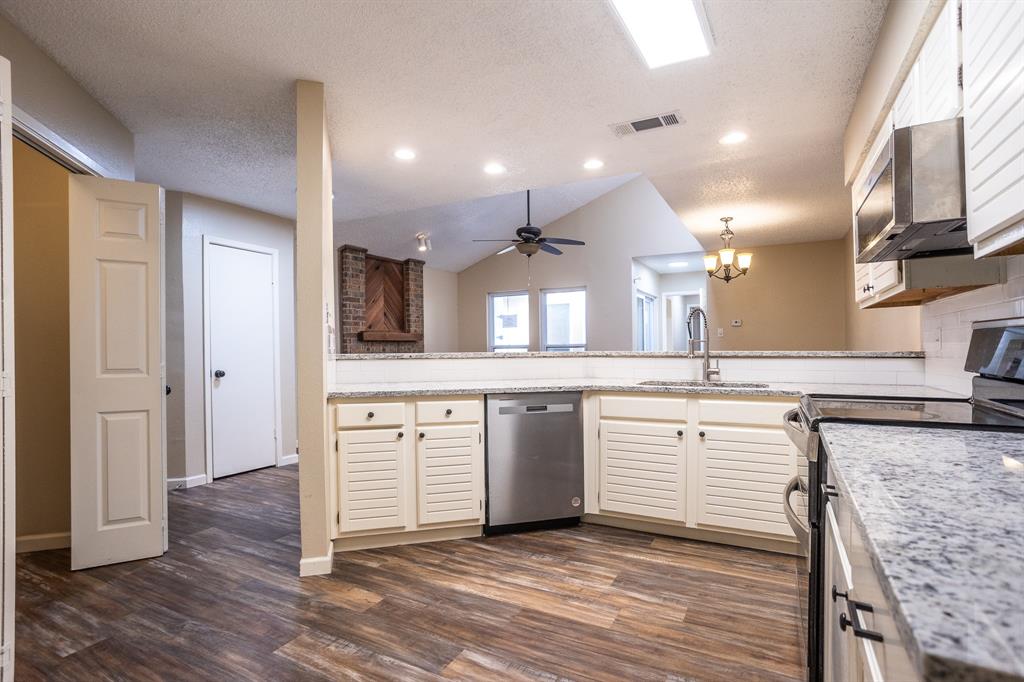 Vue Du Lac - Residential