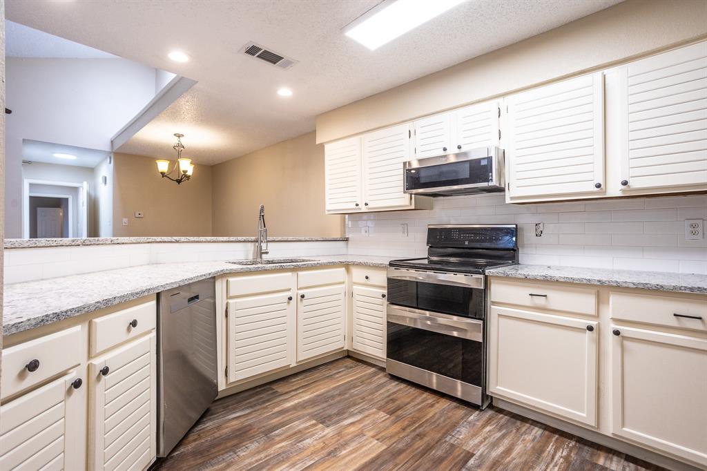 Vue Du Lac - Residential