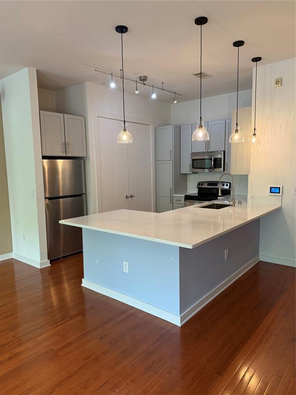 2950 Mckinney Avenue 219