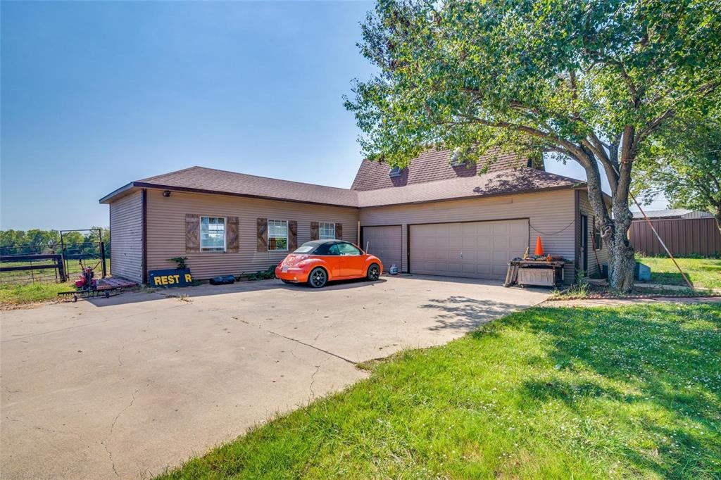 Photo of 17700 Fm 548, Forney, TX 75126 (MLS # 21278852)