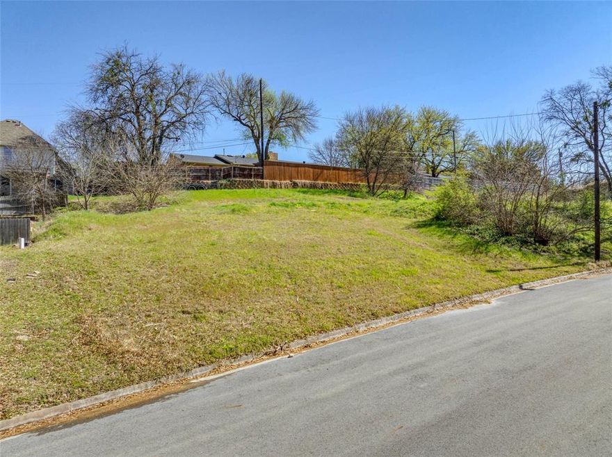 Don’t miss this opportunity to own a residential lot at 317 W Arapaho Trail in a growing area of Sherman. This vacant parcel offers the perfect blank canvas to bring your dream home or investment project to life. Nestled in an established neighborhood, the property provides a balance of privacy while still being conveniently located near local schools, shopping, and major roadways like US-75 for easy commuting.
With utilities nearby and plenty of potential, this lot is ideal for builders, investors, or anyone looking to create something custom. Whether you're planning a primary residence or a long-term investment, this property offers flexibility and value in an area experiencing steady growth.
Come take a look and imagine the possibilities!