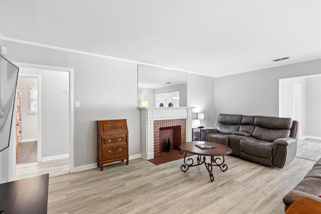 Medlin, Owen Survey - Residential