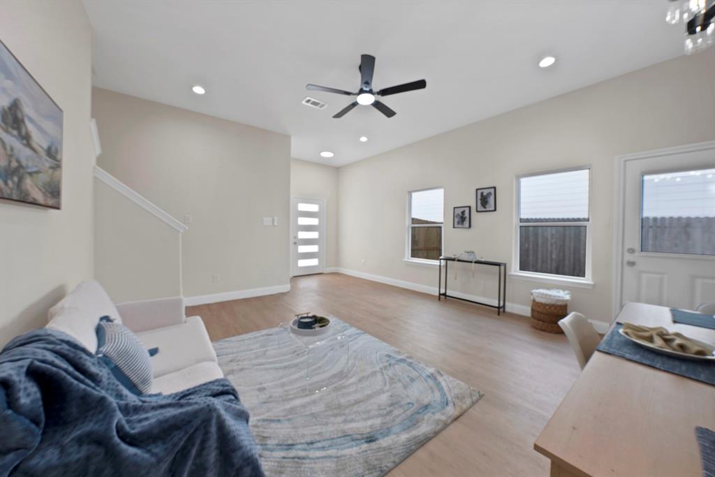 VICTORY HEIGHTS ADDITION - Residential Income