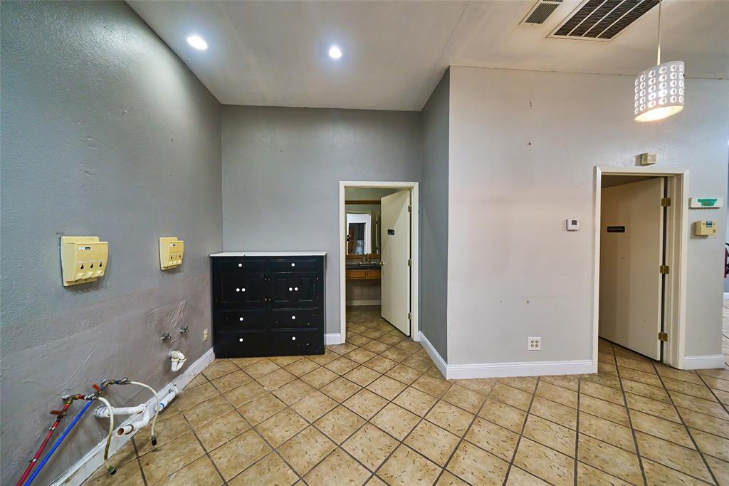 South Hemphill Heights - Commercial Sale